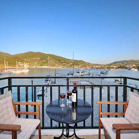 Faros Coastal Apartments Скопелос Экстерьер фото