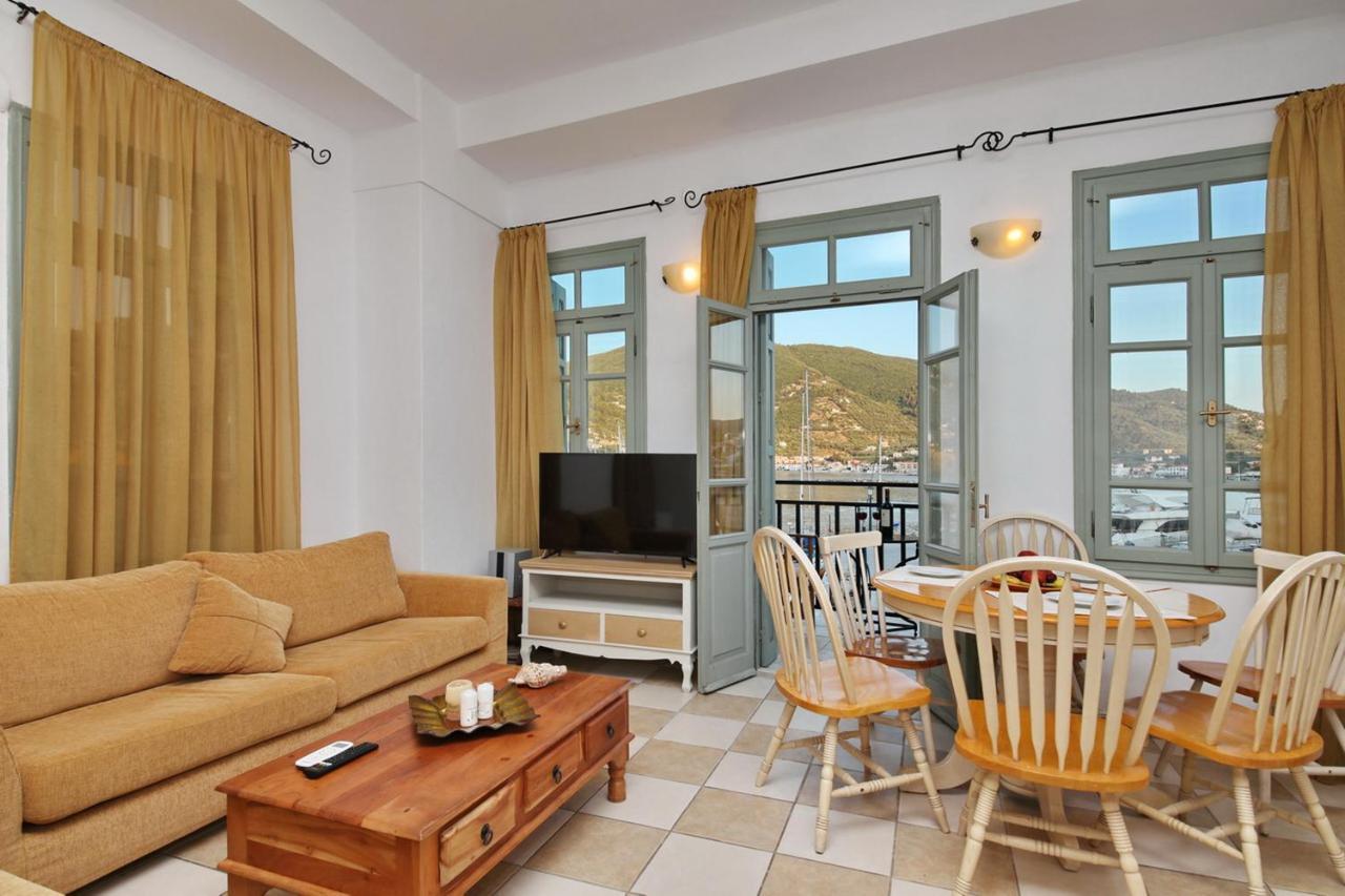 Faros Coastal Apartments Скопелос Экстерьер фото