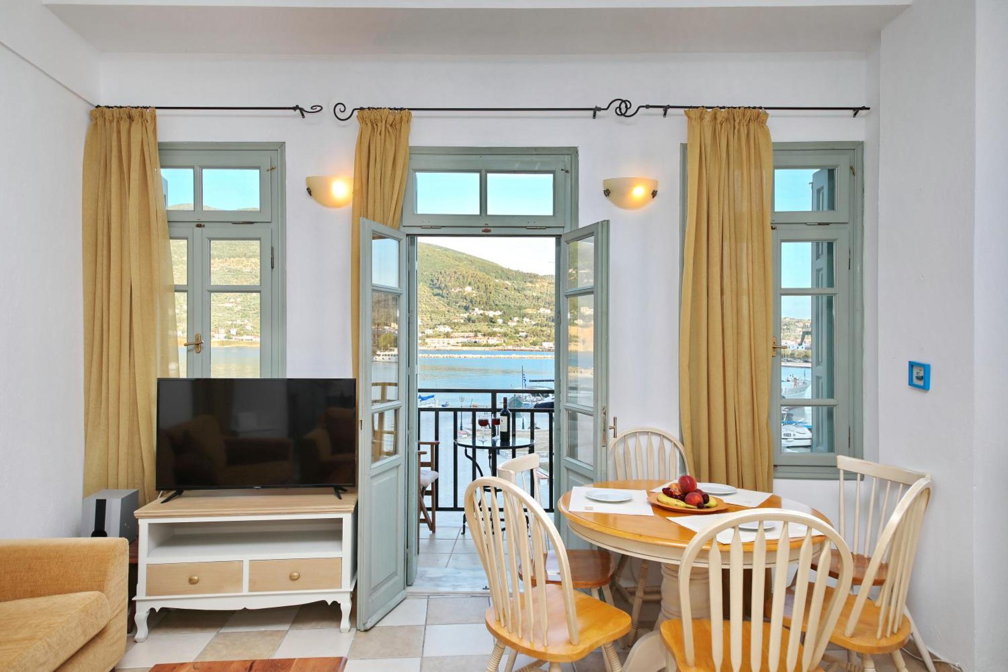 Faros Coastal Apartments Скопелос Экстерьер фото
